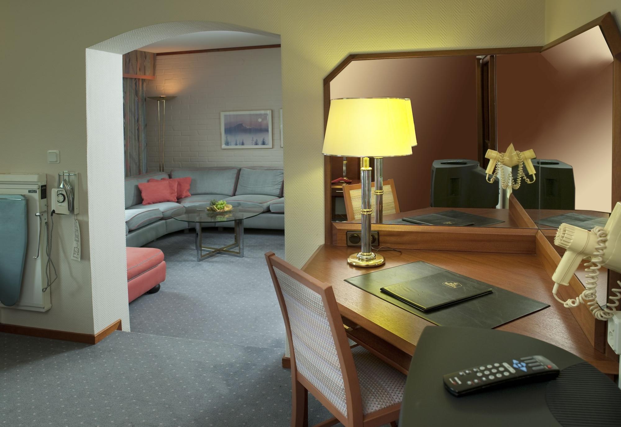 Best Western Hotel Scheele Köping Esterno foto