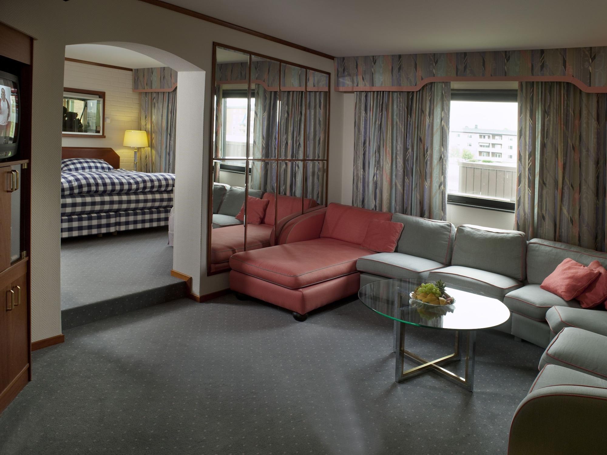 Best Western Hotel Scheele Köping Esterno foto