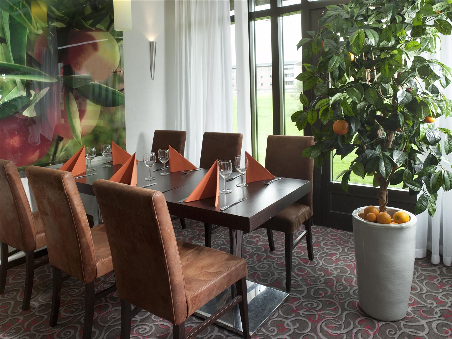 Best Western Hotel Scheele Köping Esterno foto