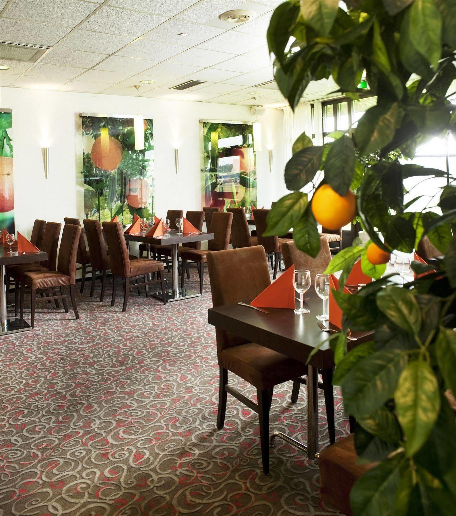Best Western Hotel Scheele Köping Esterno foto